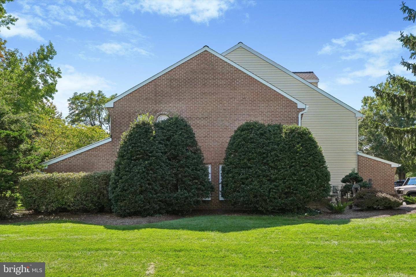 58 Sutphin Pnes Pnes Property Photo 32