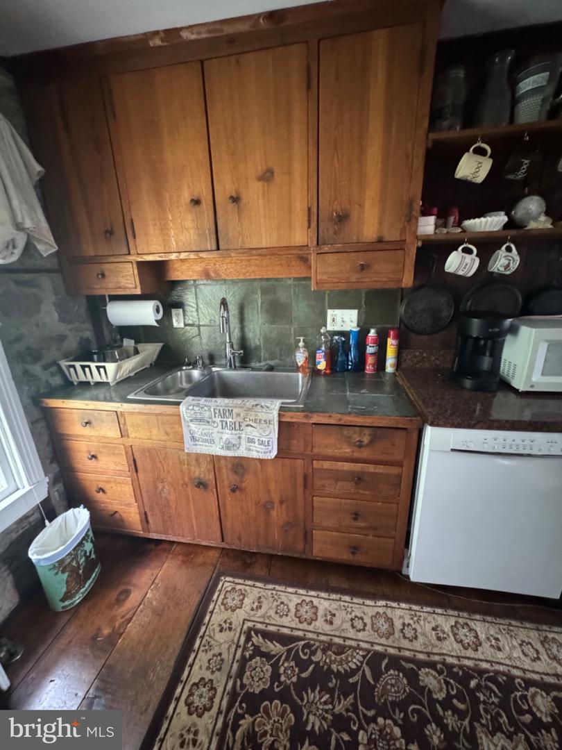 1093 Durham Rd Property Photo 18