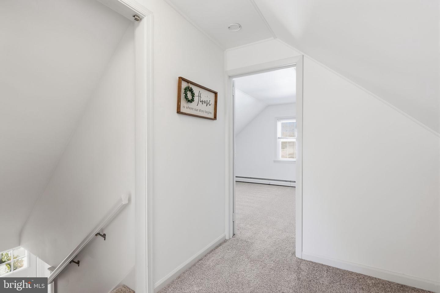 649 Hillcrest Property Photo 16