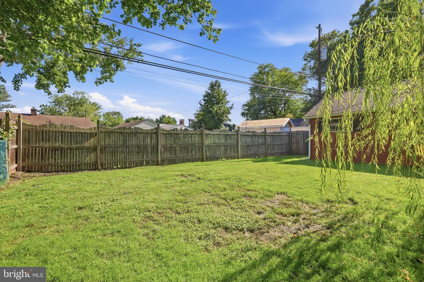 649 Hillcrest Property Photo 25
