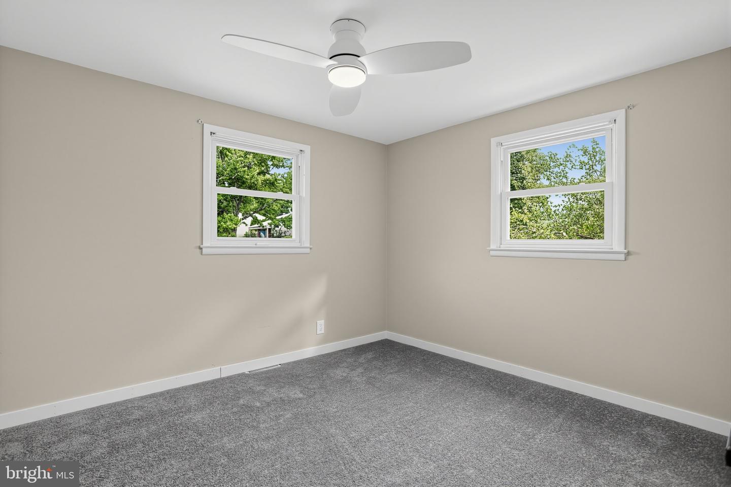 147 Pine Ln Property Photo 17