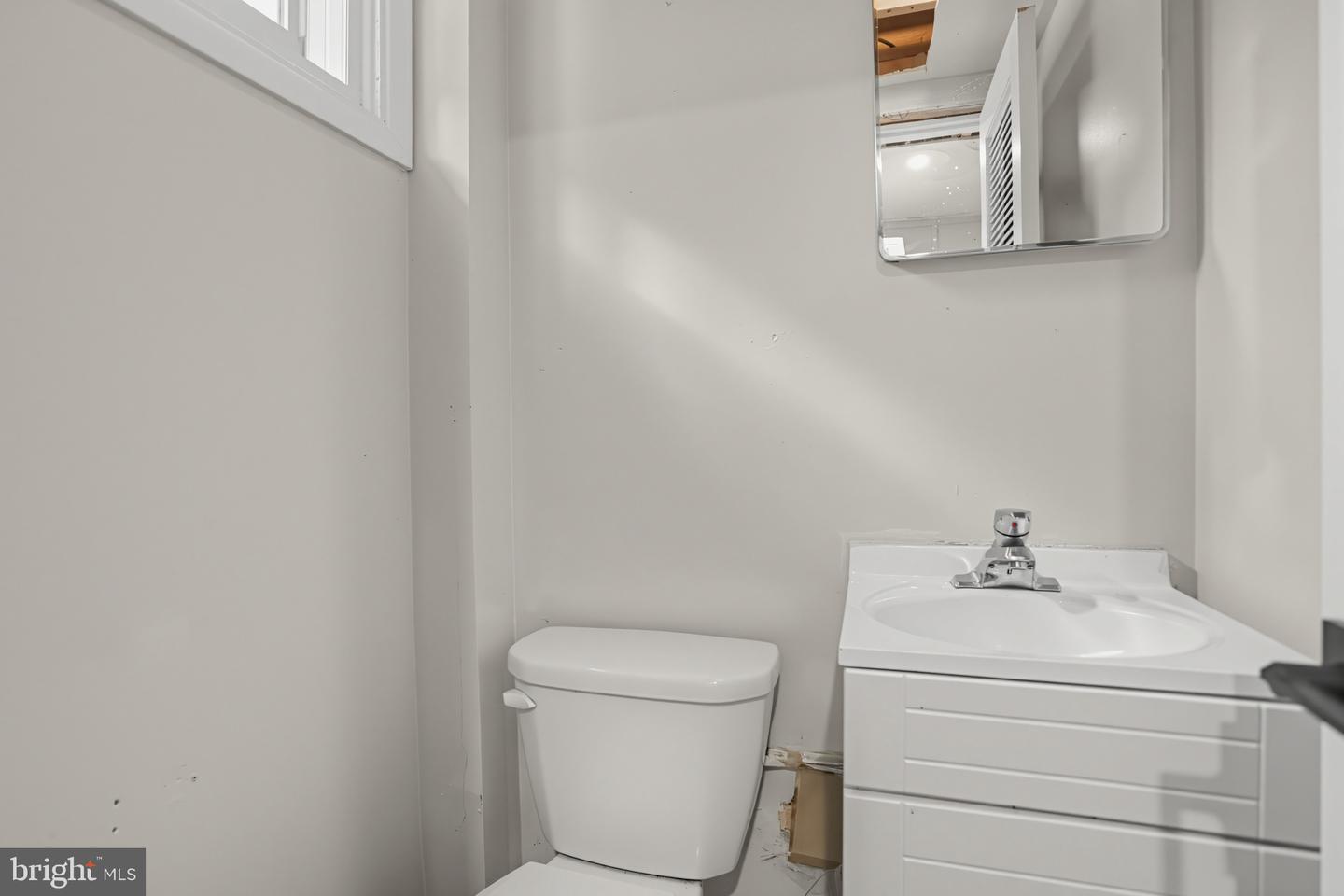 147 Pine Ln Property Photo 27