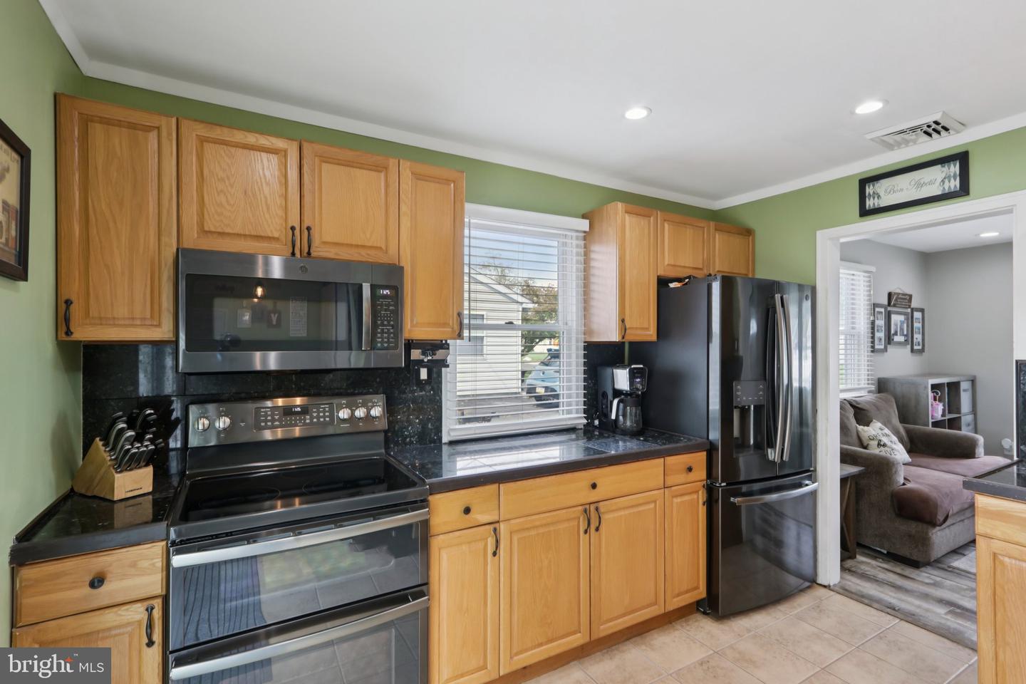 1708 Susan Ave Property Photo 9