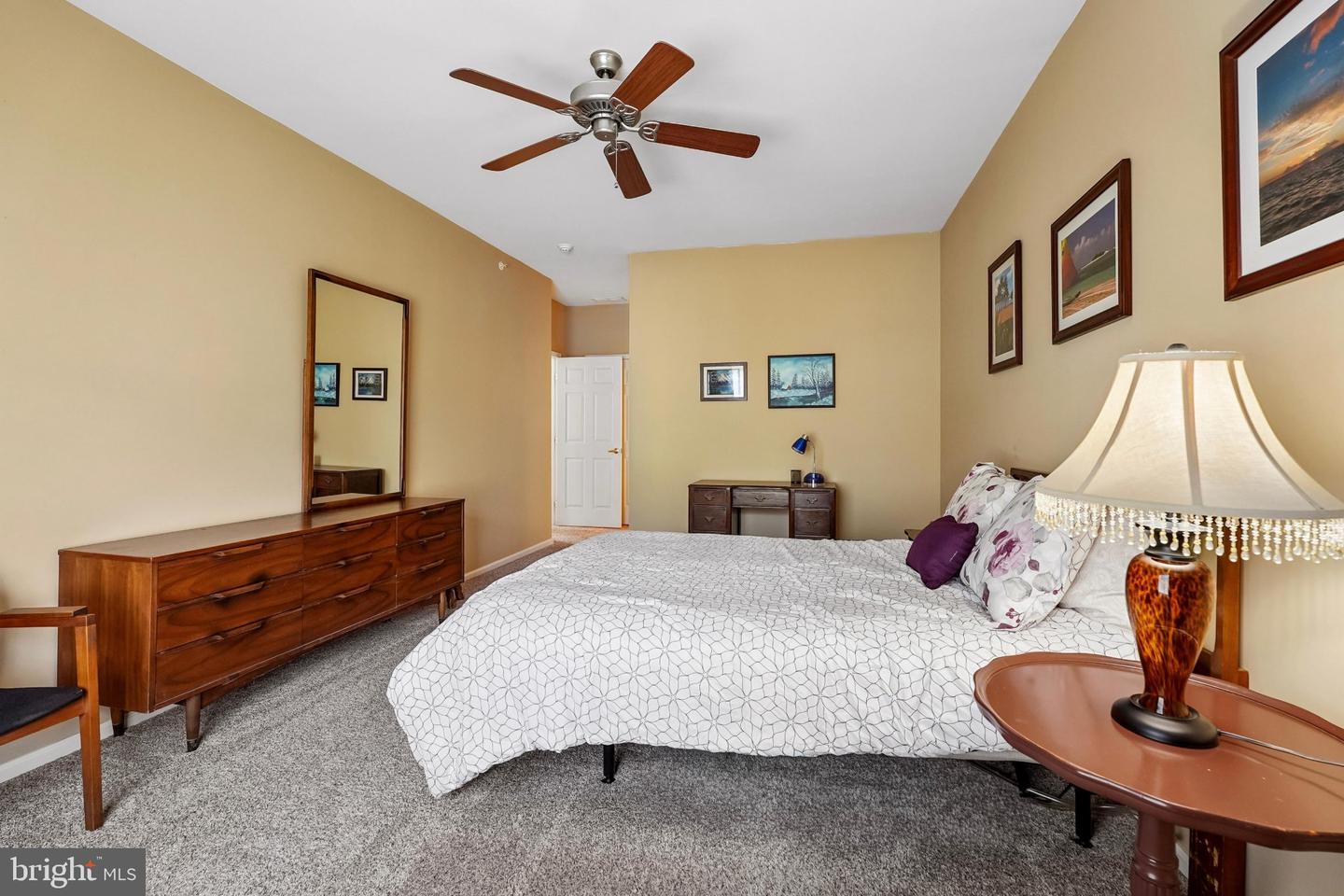 806 Devonshire Ct #59 Property Photo 20
