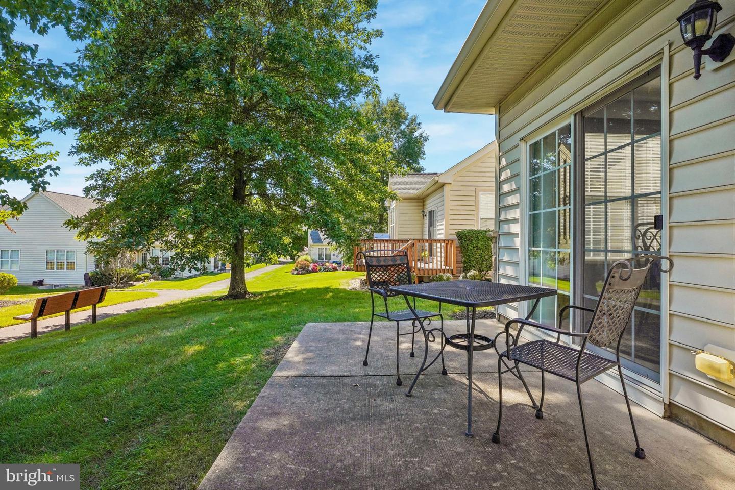 806 Devonshire Ct #59 Property Photo 24
