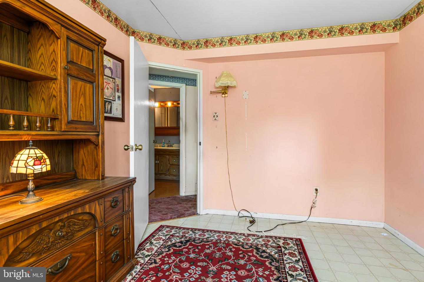 885 York Rd #18c Property Photo 12