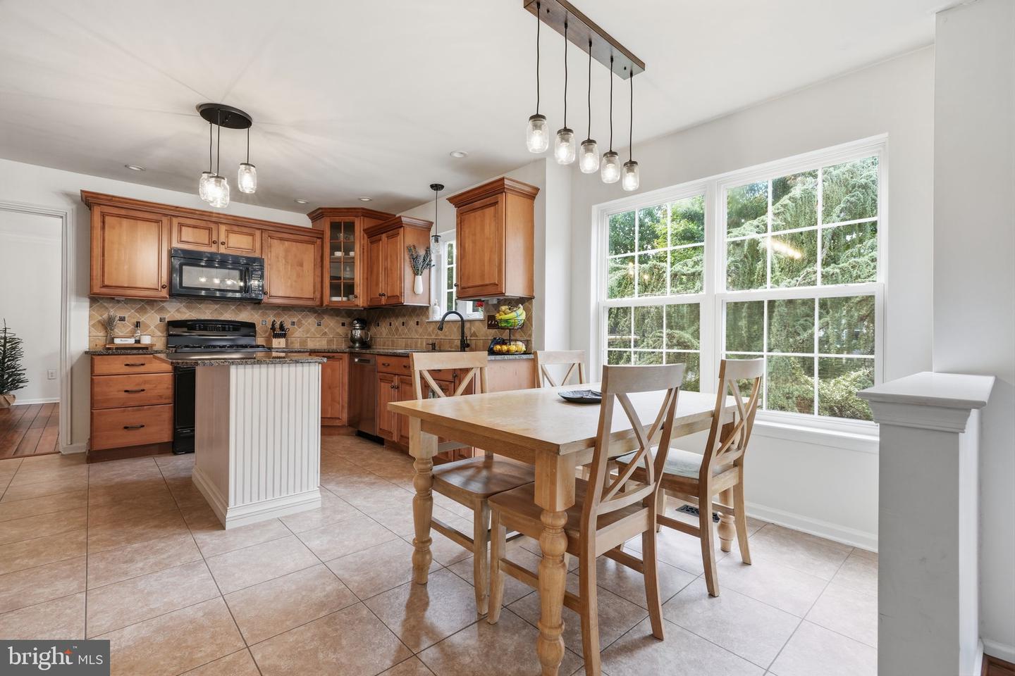 1421 Cobblestone Way Property Photo 14