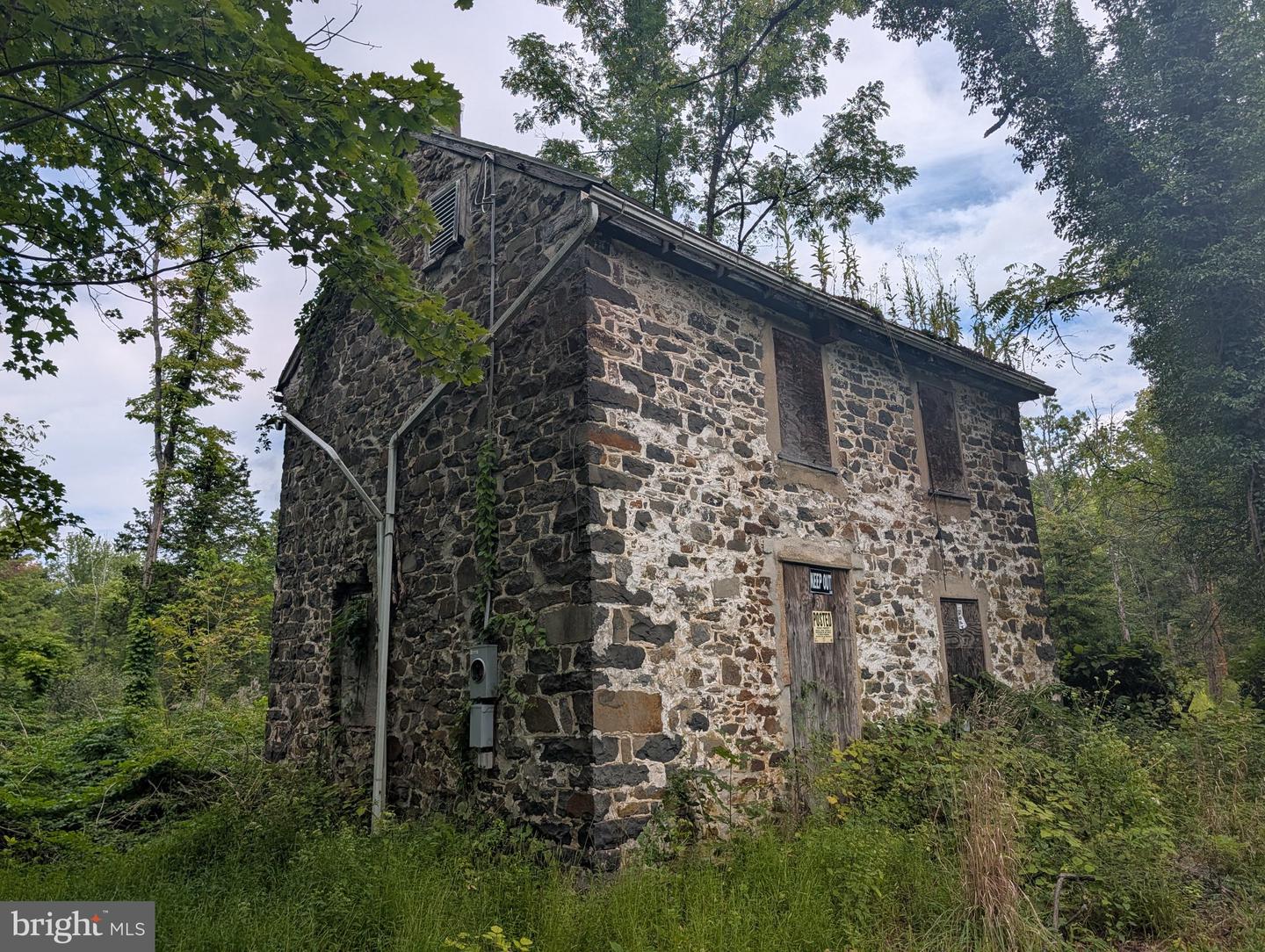 3051 Bursonville Rd Property Photo 1