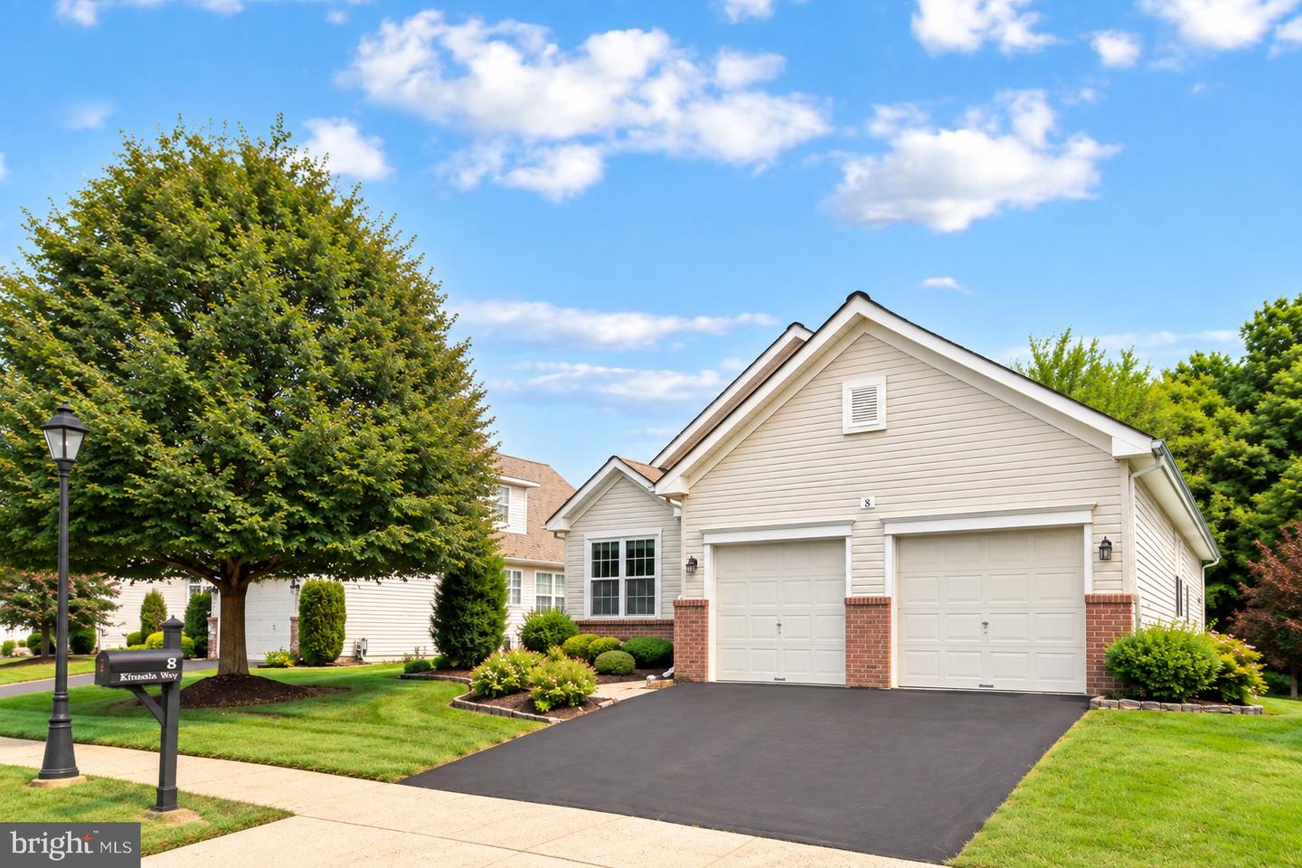 8 Zinnia Way Property Photo 2