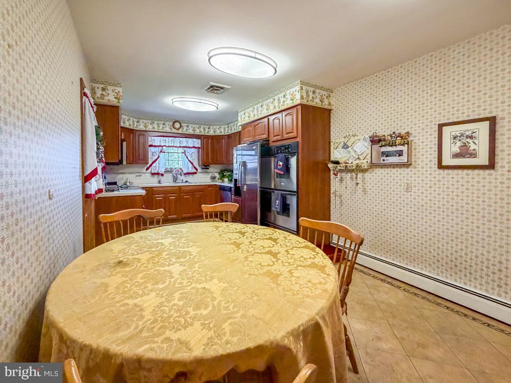 3695 Grandview Ave Property Photo 12