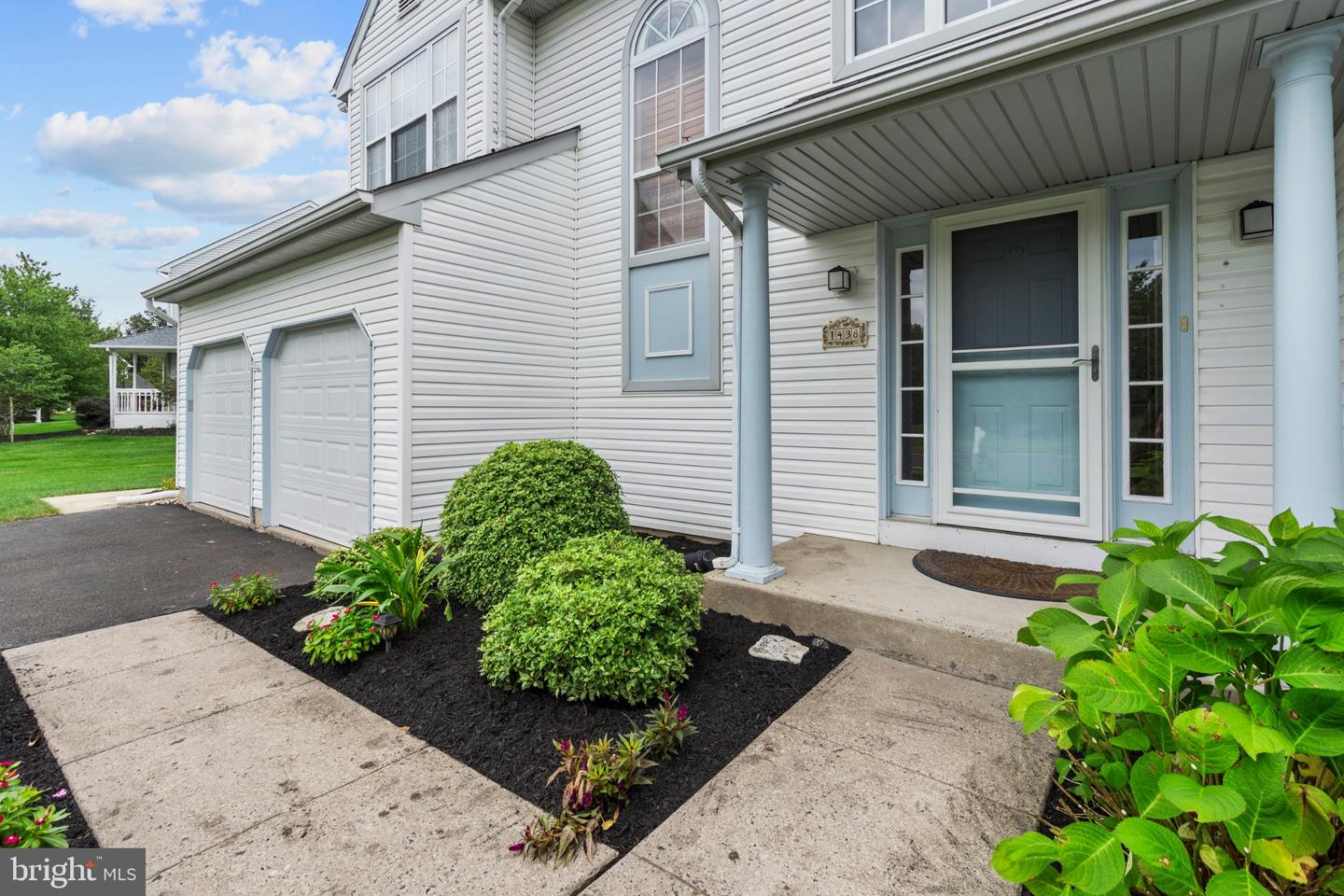 1438 Bentley Dr Property Photo 6