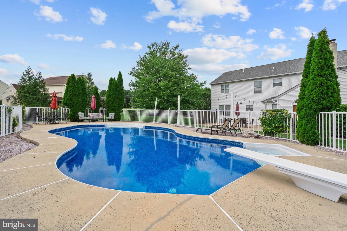1438 Bentley Dr Property Photo 12
