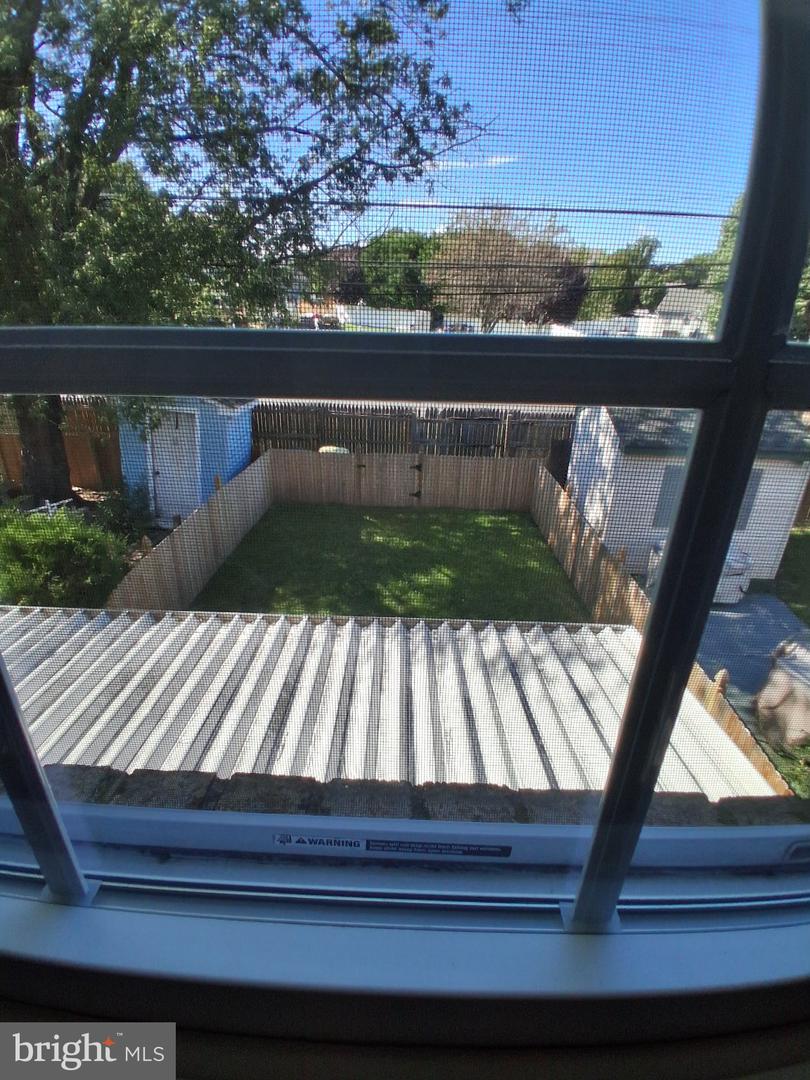 5208 Inlet Dr #n Property Photo 5