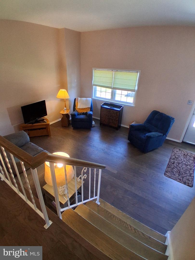 5208 Inlet Dr #n Property Photo 7