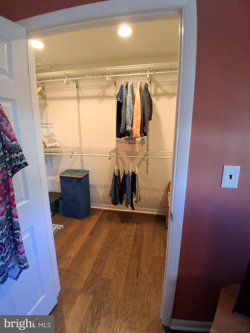5208 Inlet Dr #n Property Photo 31