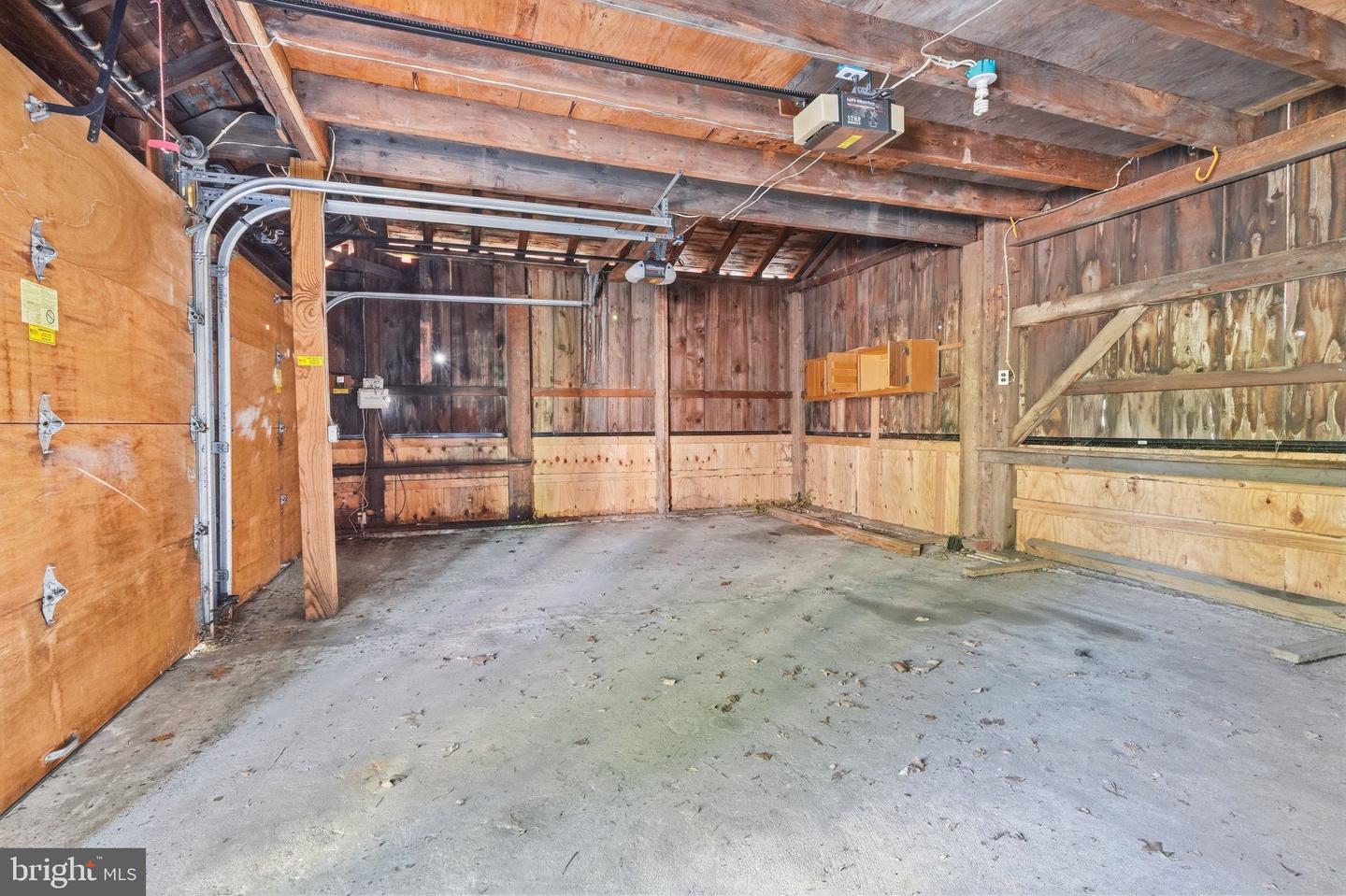 113 E Penn St Property Photo 23