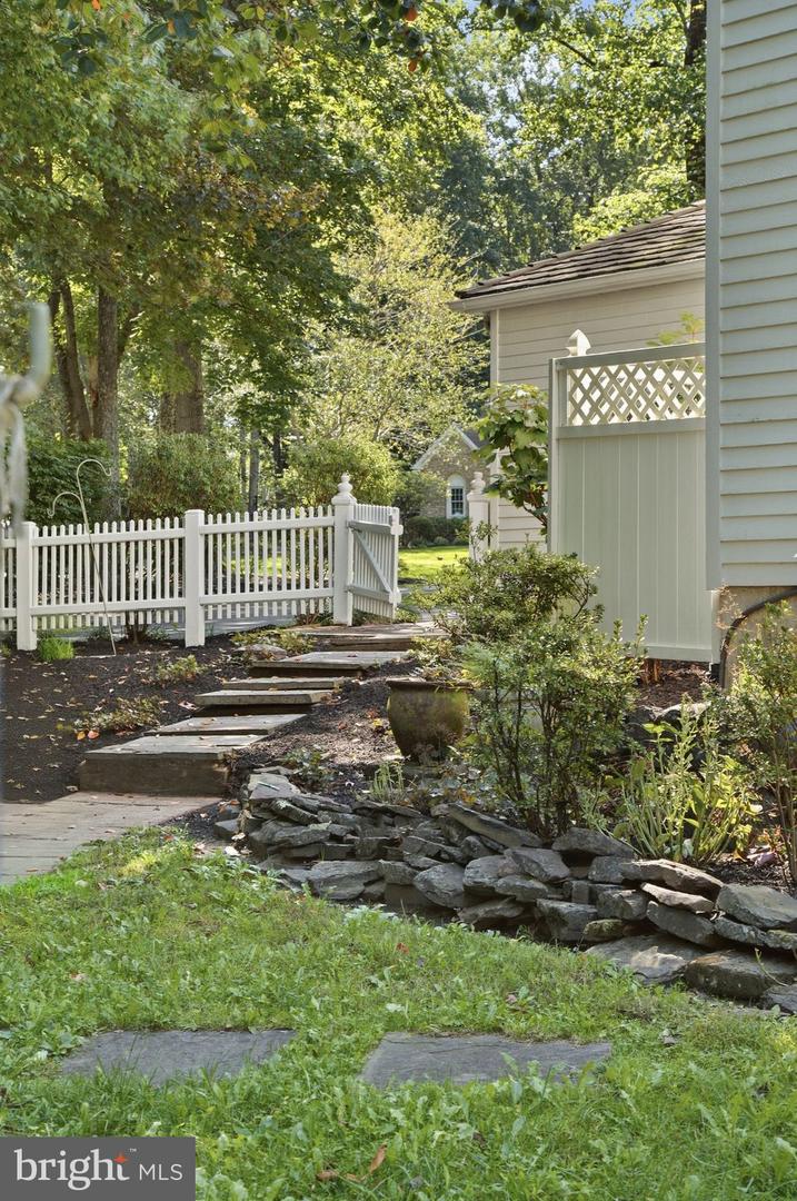 31 Timber Knoll Dr Property Photo 87