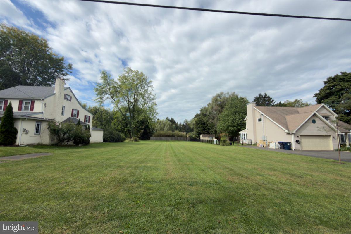 84 IRON HILL RD Property Photo 1