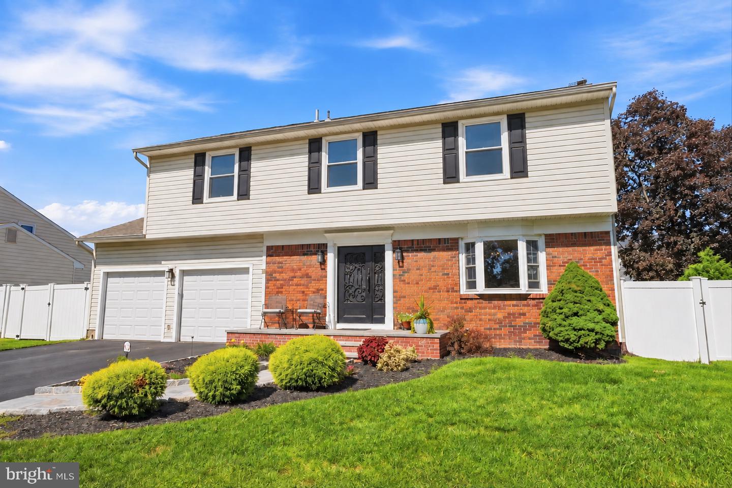 8 Nancia Ct Property Photo 2
