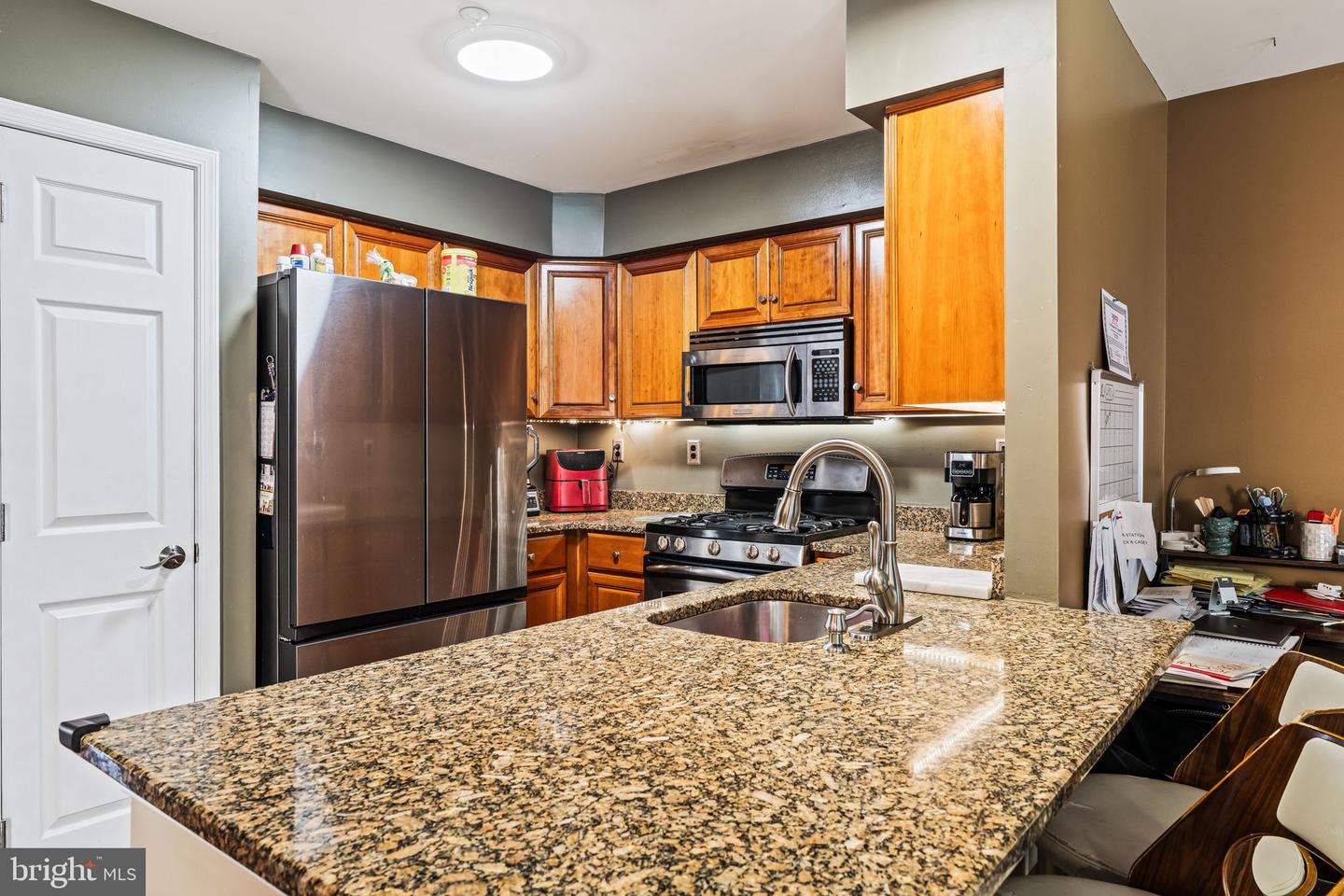 1433 Heron Way Property Photo 8