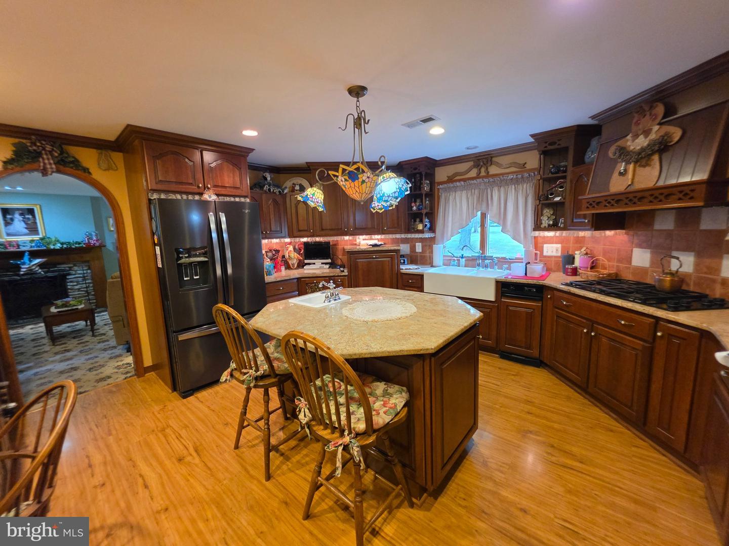 186 Folly Rd Property Photo 5