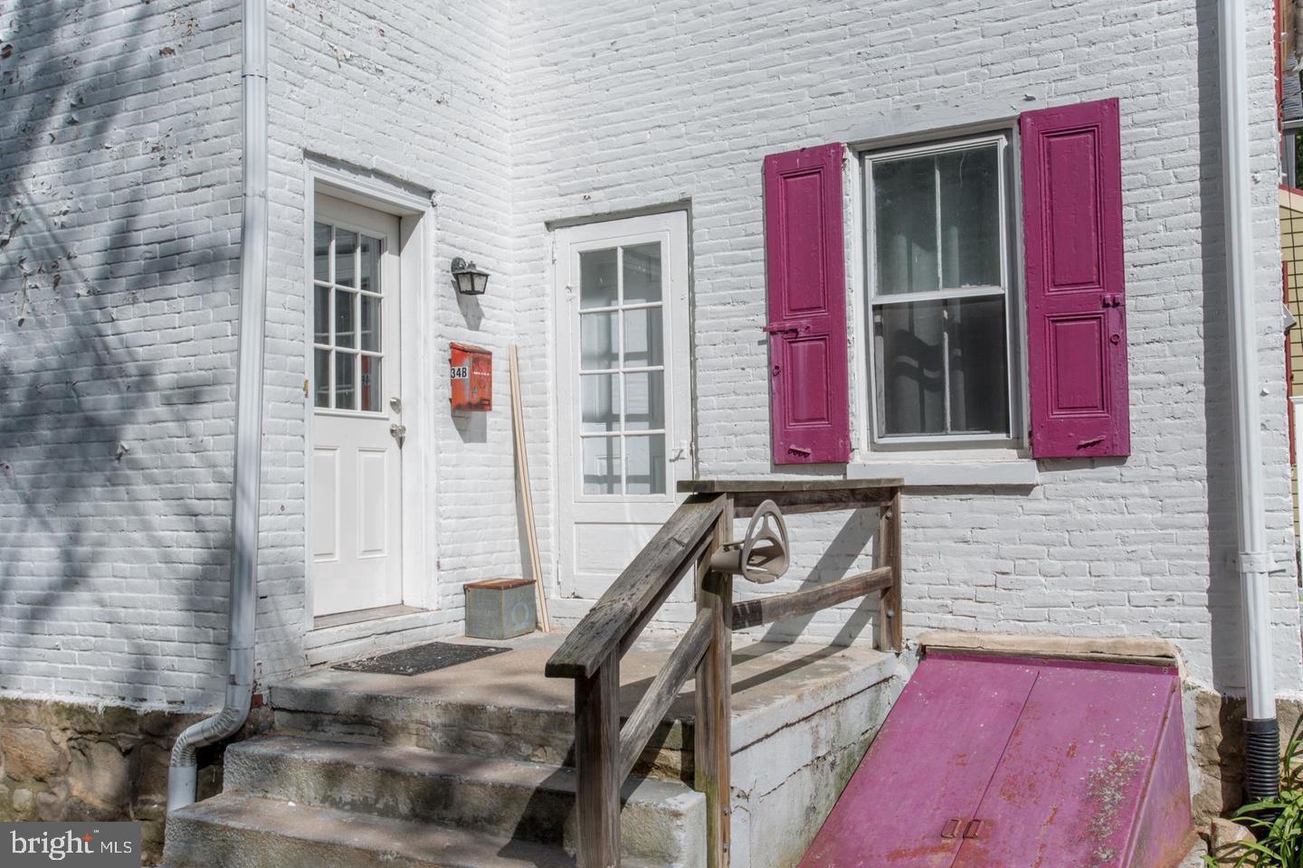 34 S Clinton St Property Photo 5