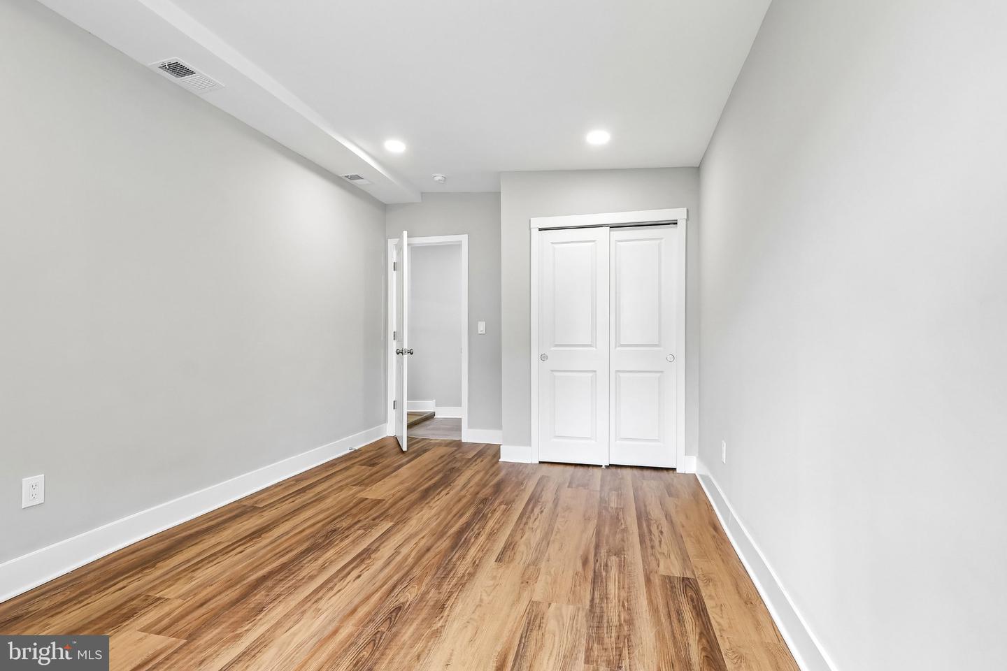 1509 Venice Ave Property Photo 18