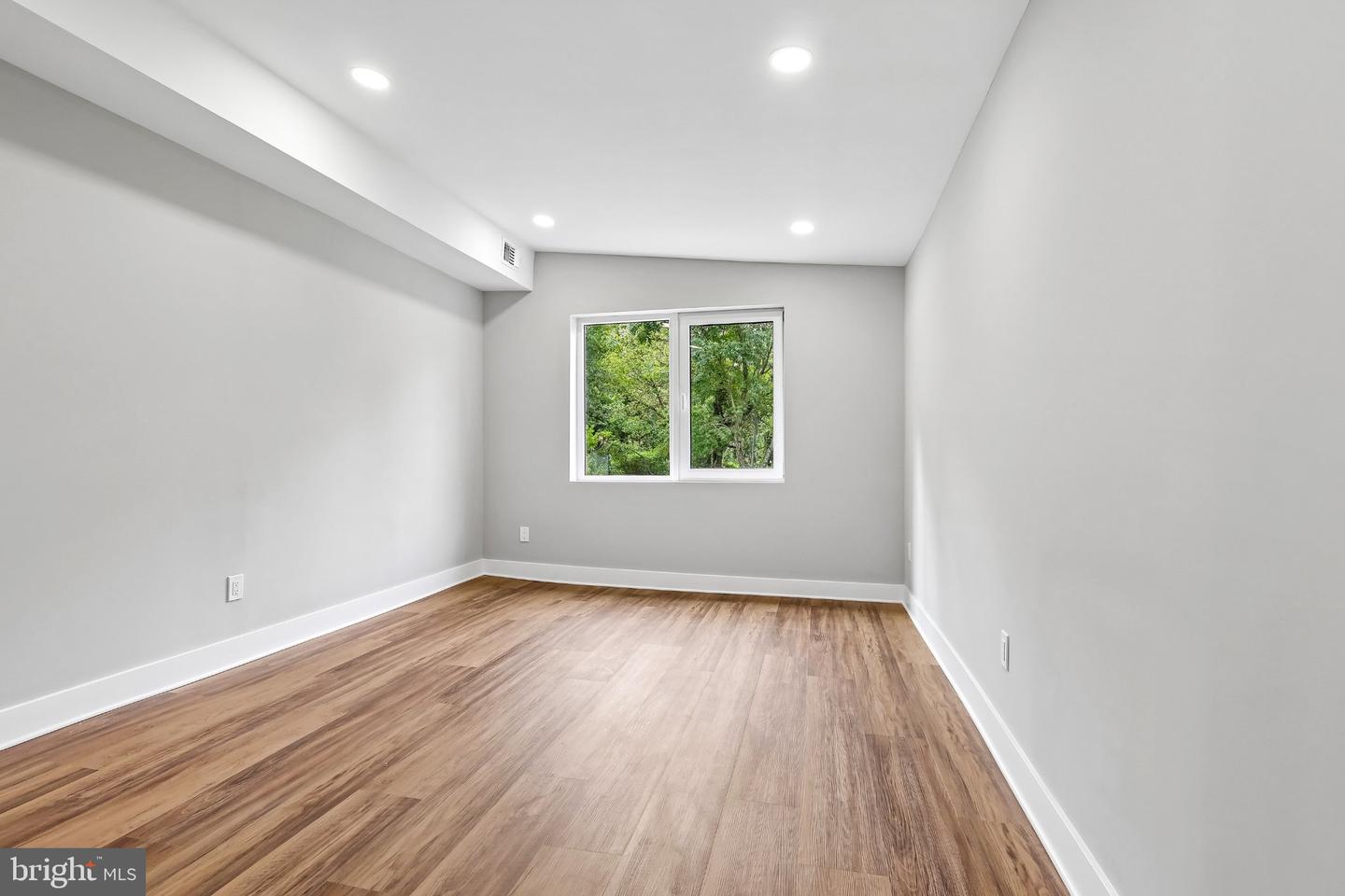 1509 Venice Ave Property Photo 20
