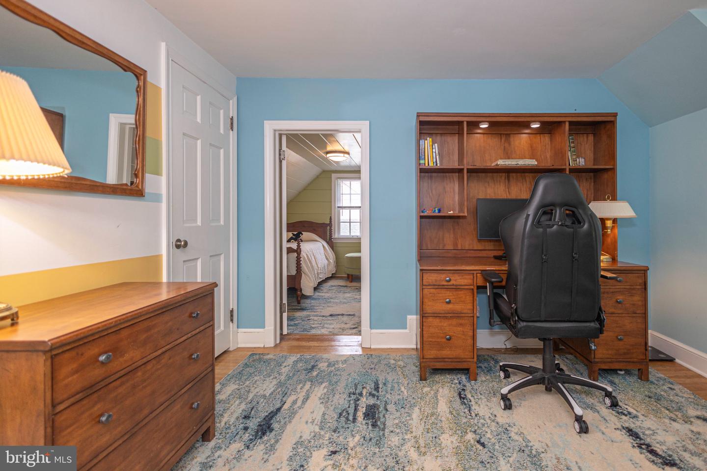 10 Effingham Property Photo 36