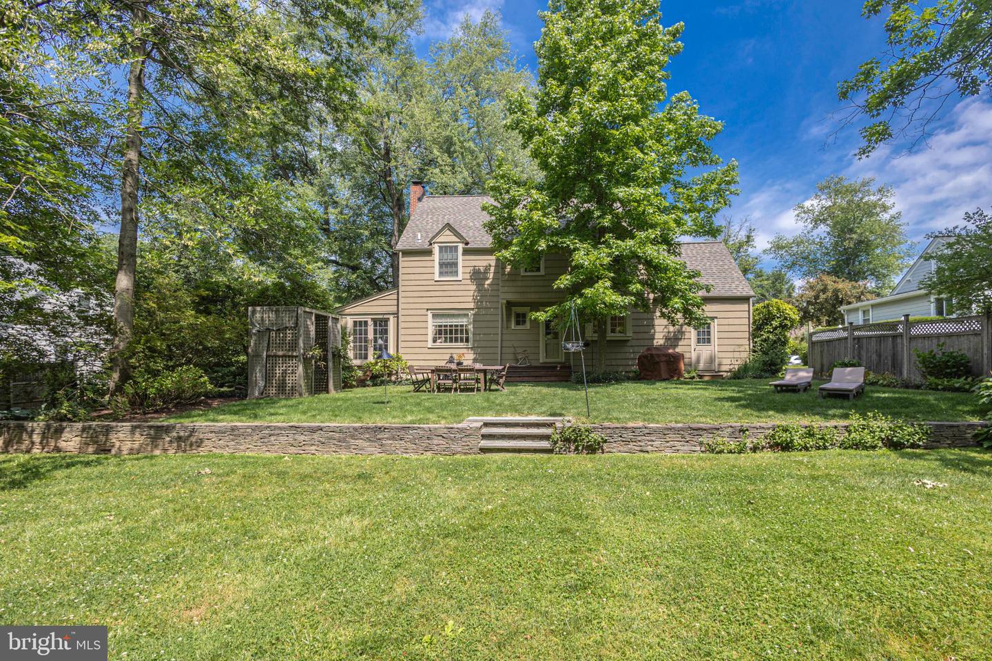 10 Effingham Property Photo 55