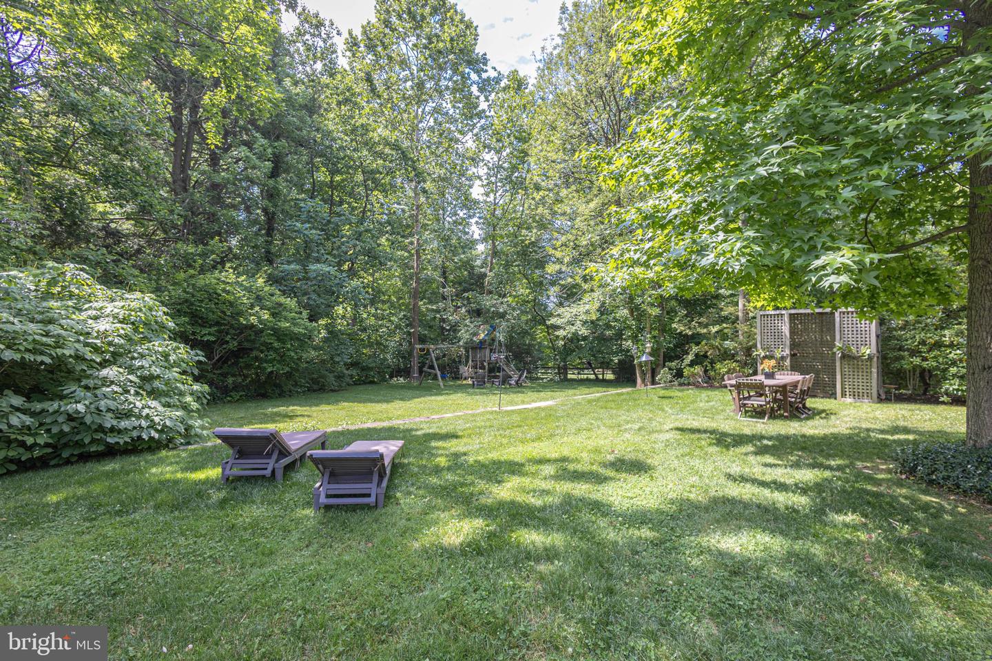 10 Effingham Property Photo 59