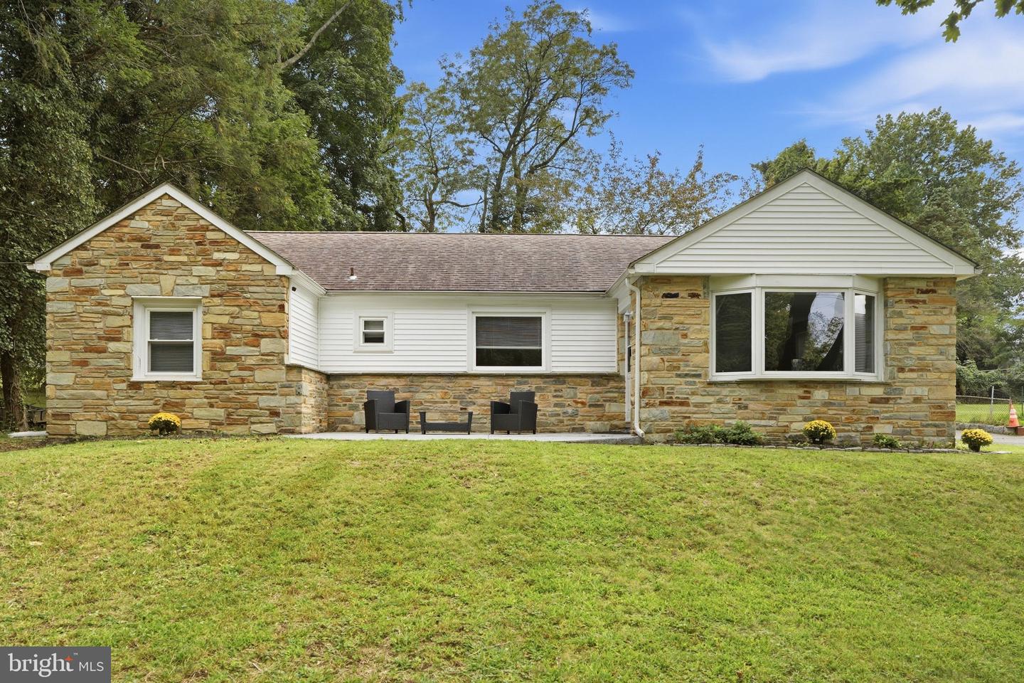 121 Trevose Rd Property Photo 1