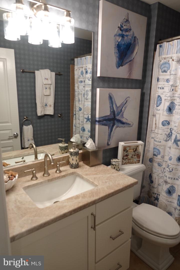 2114 Redbud Ln Property Photo 26