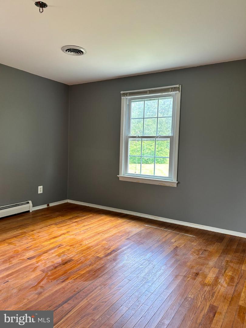 3212 Rickert Rd Property Photo 15