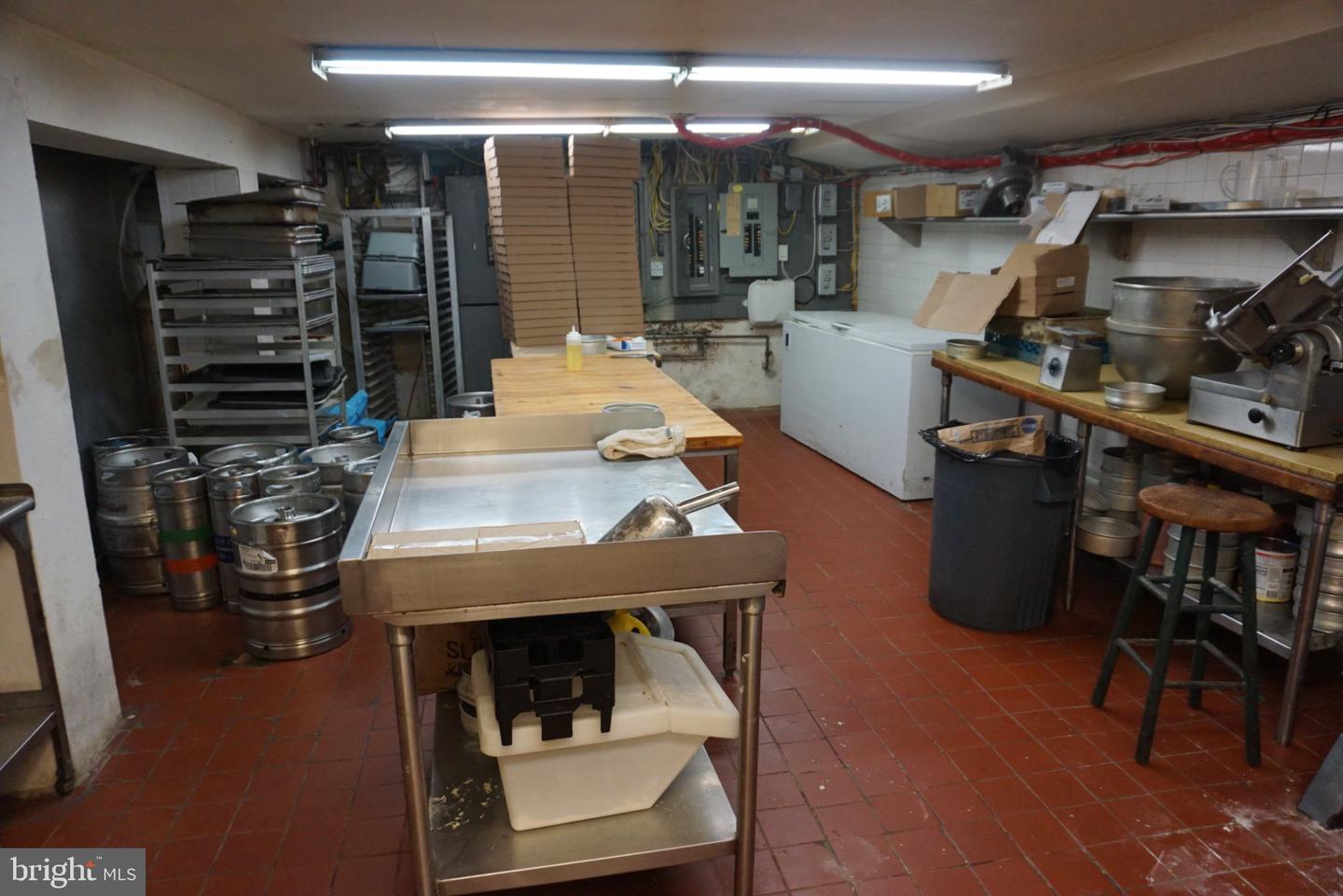 4 N Main St Property Photo 18