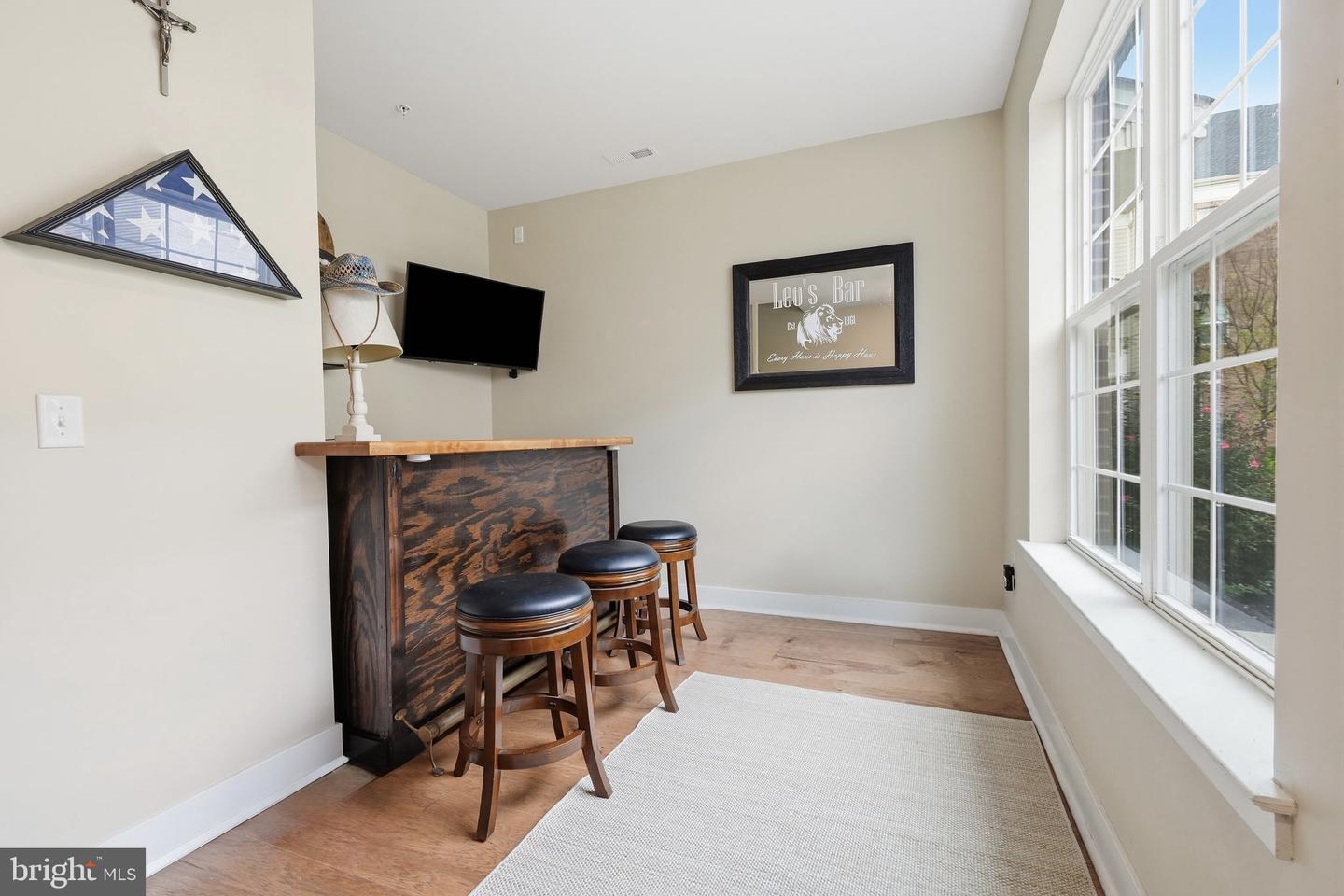 143 Fleet Ct Property Photo 5