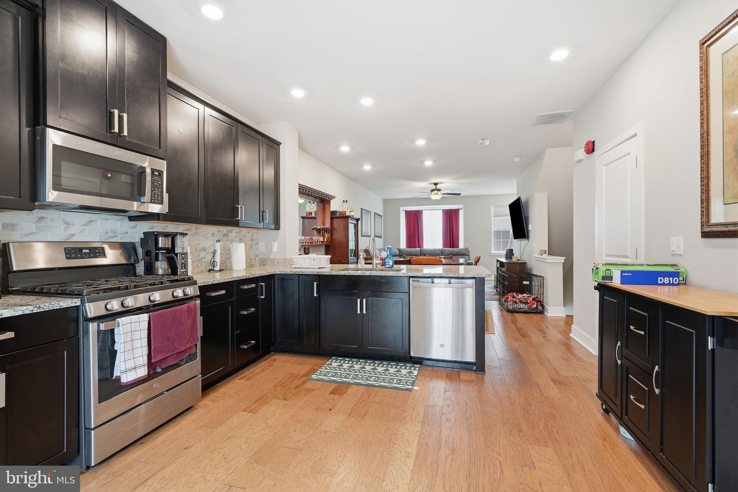 143 Fleet Ct Property Photo 9