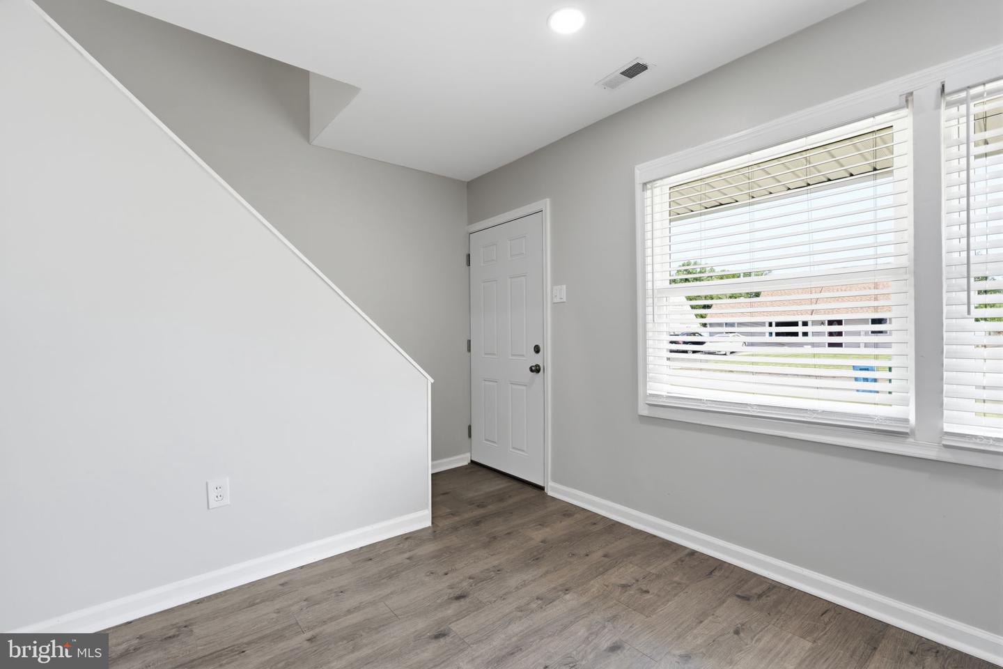 47 Mintleaf Rd Property Photo 5
