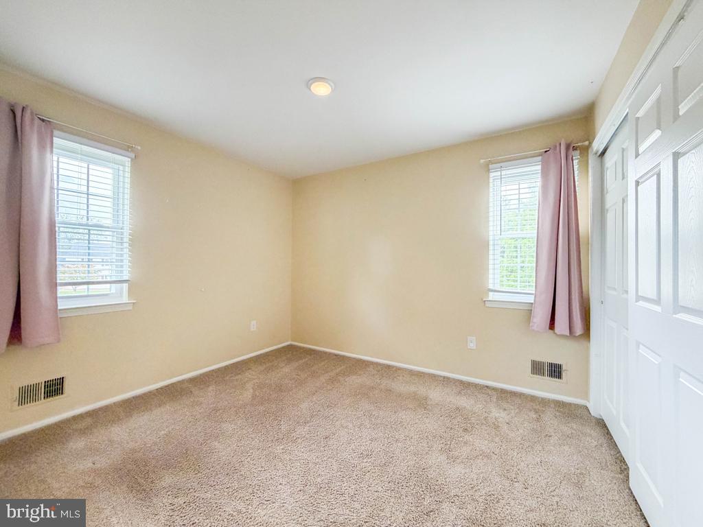 8 Carmel Pl Property Photo 20