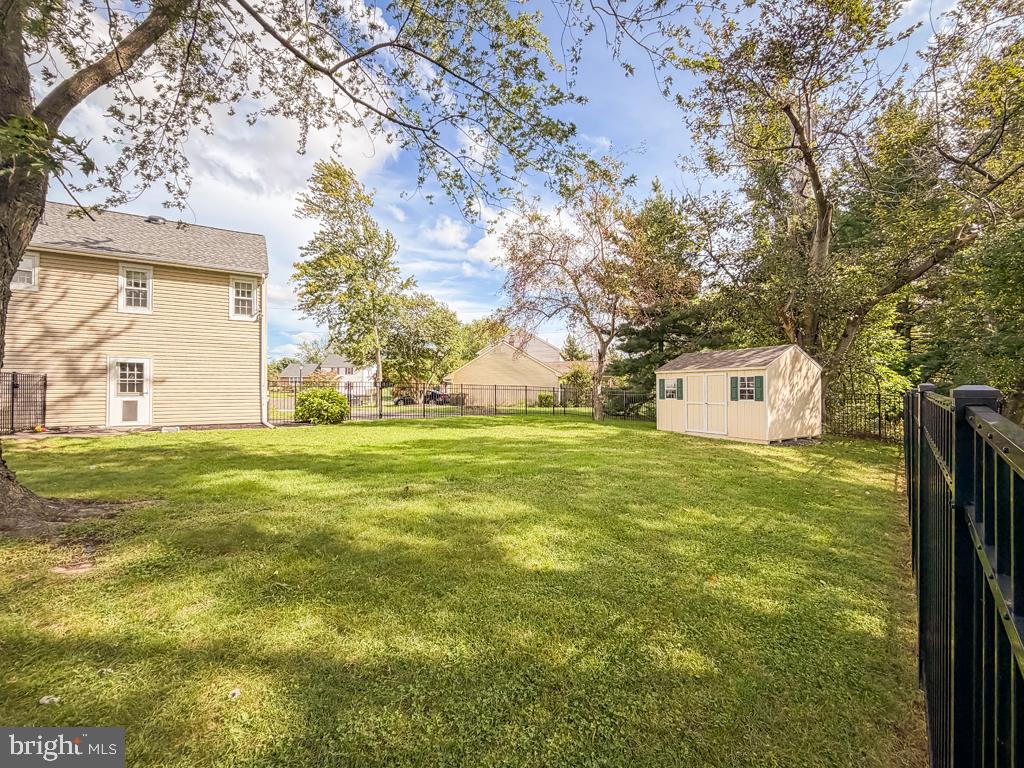 8 Carmel Pl Property Photo 31