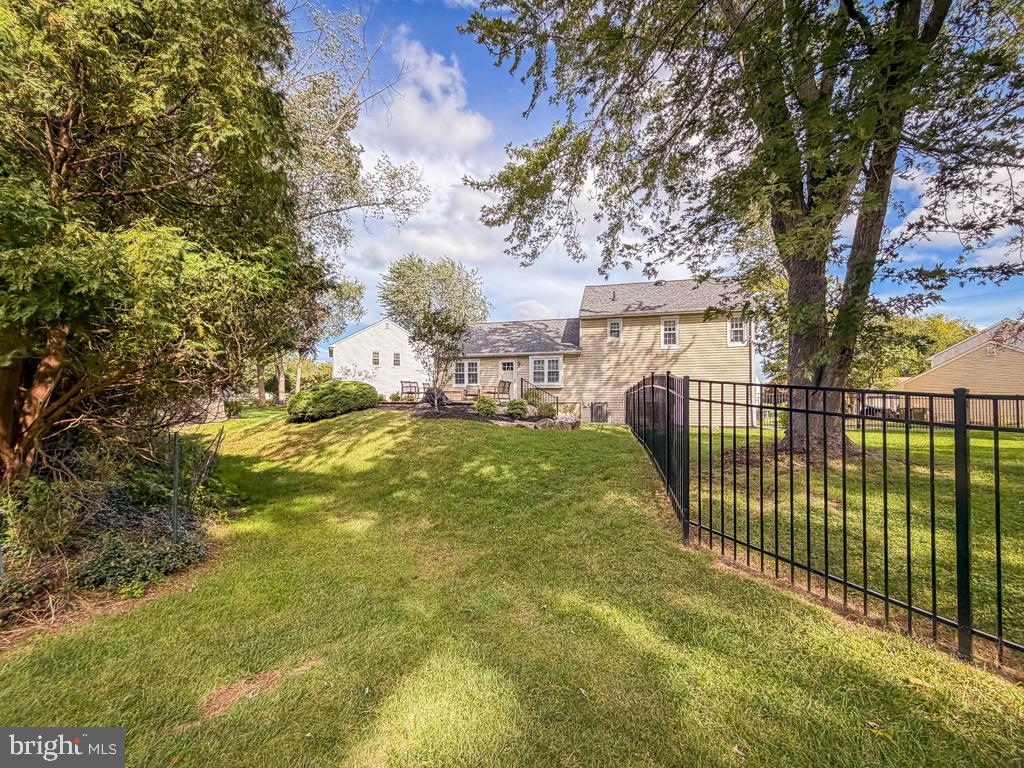 8 Carmel Pl Property Photo 33