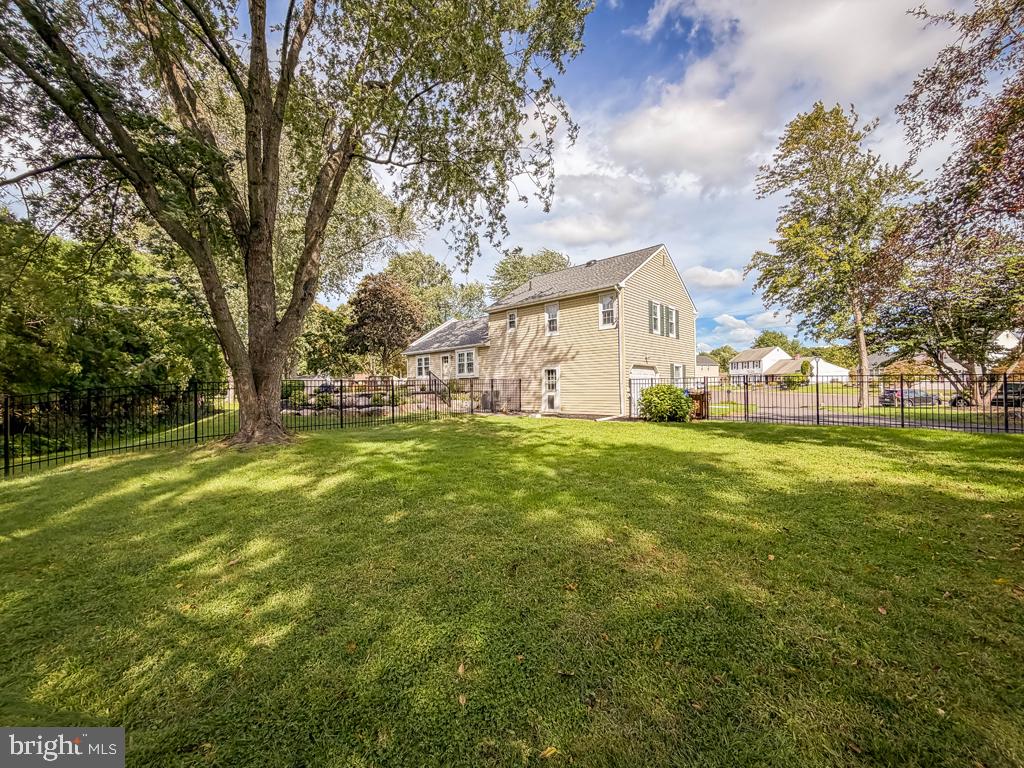 8 Carmel Pl Property Photo 34