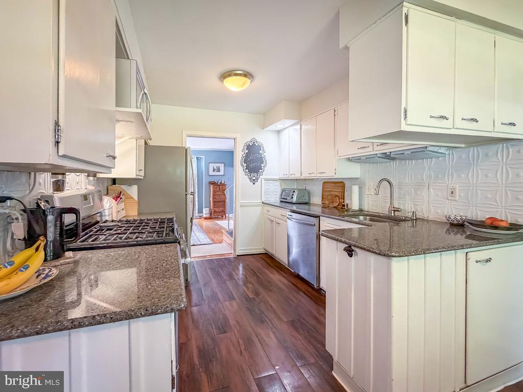 385 Saly Rd Property Photo 4