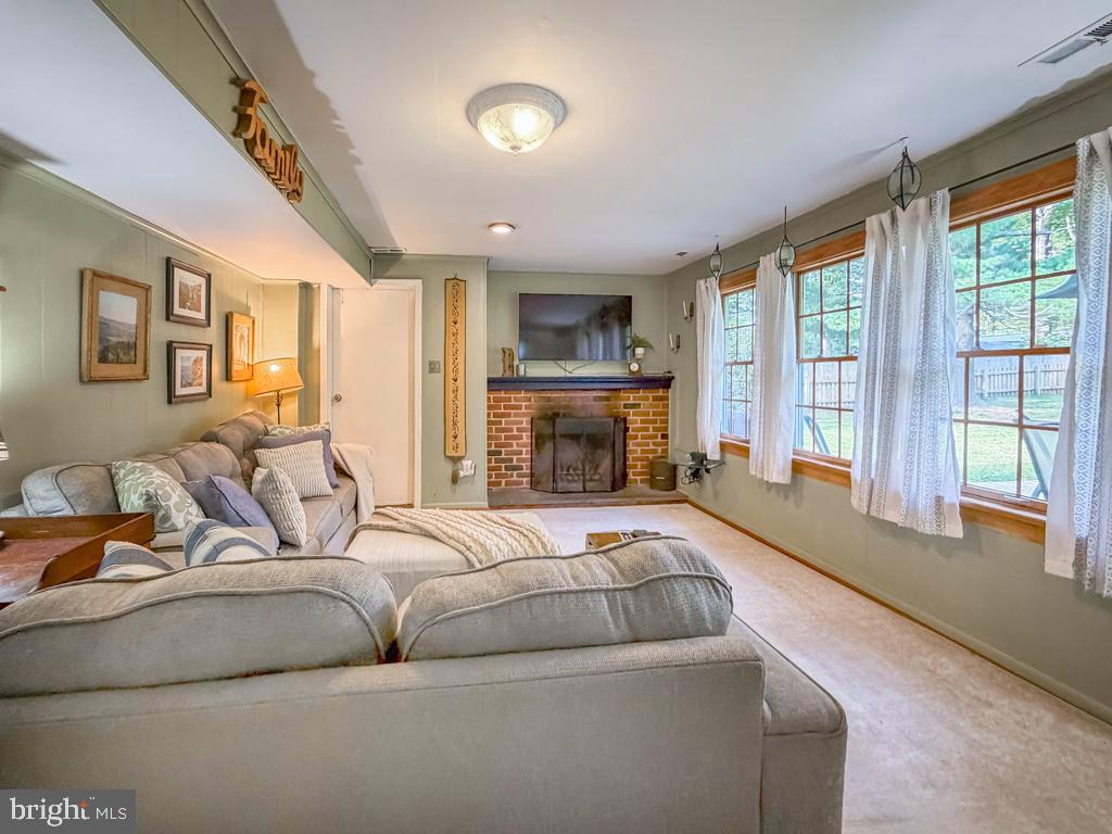 385 Saly Rd Property Photo 12