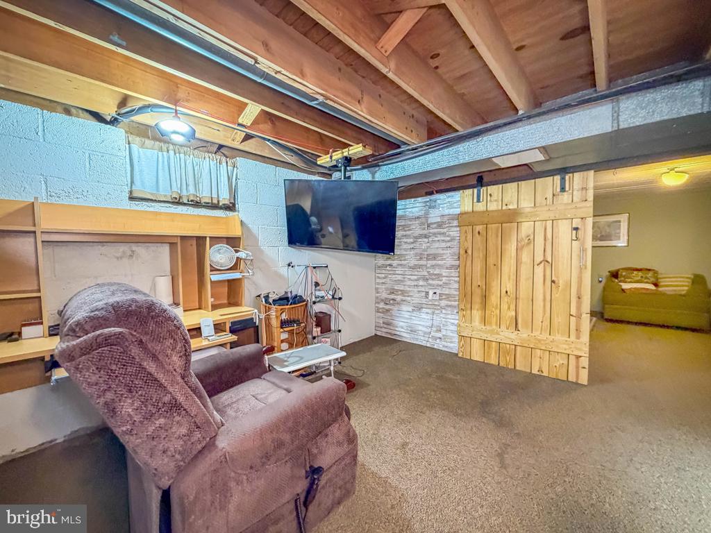 385 Saly Rd Property Photo 34