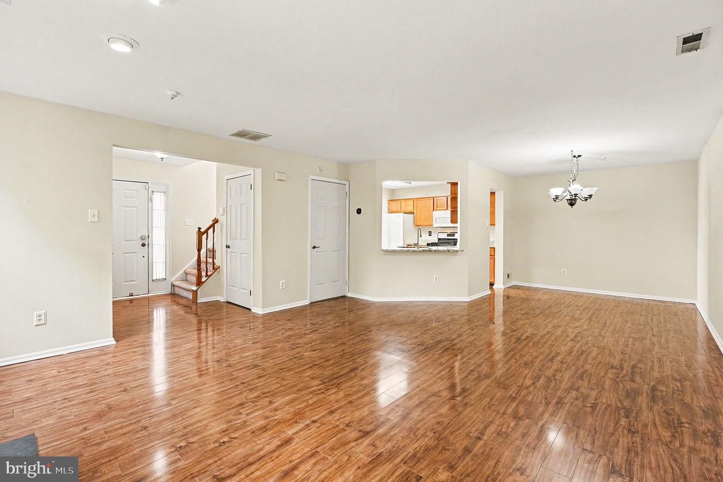 1426 Angela Ct Property Photo 15