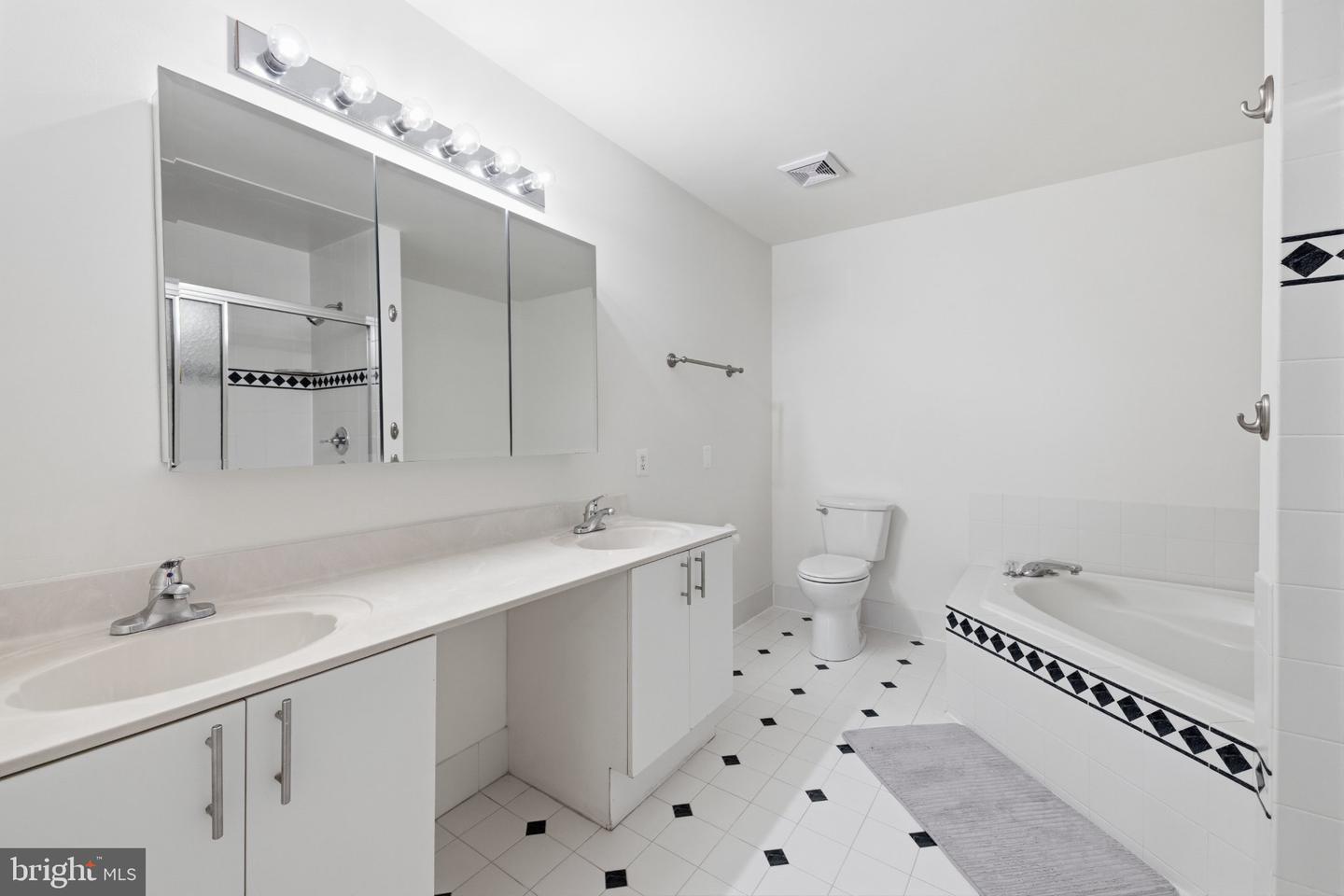 547 Jason Dr Property Photo 22
