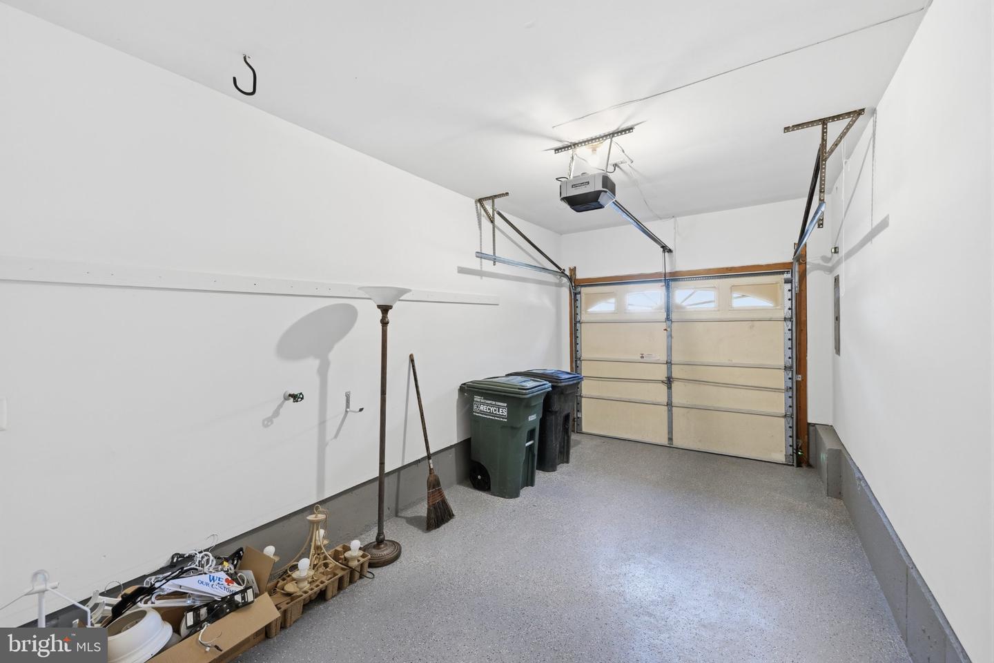 547 Jason Dr Property Photo 39