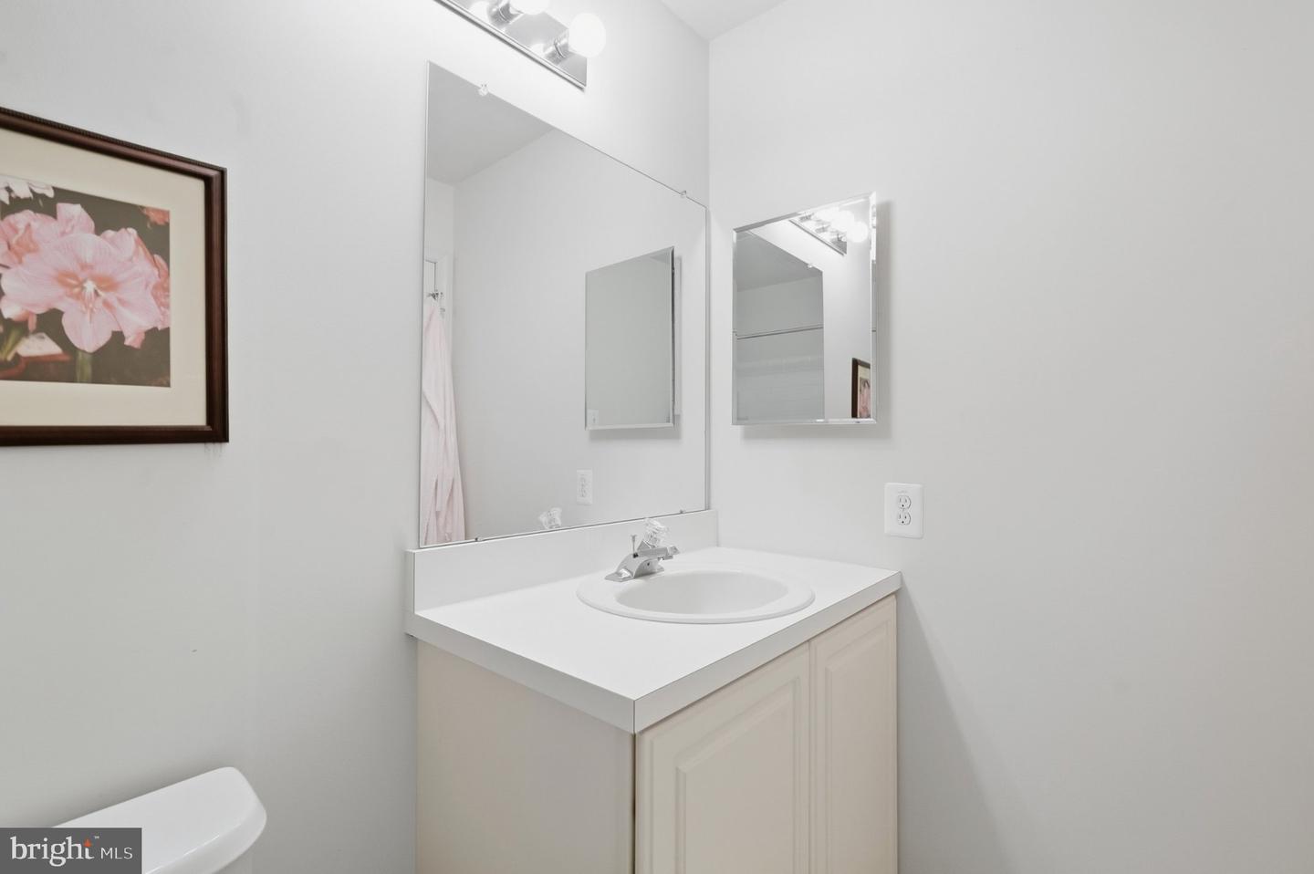90 Cypress Pl Property Photo 27