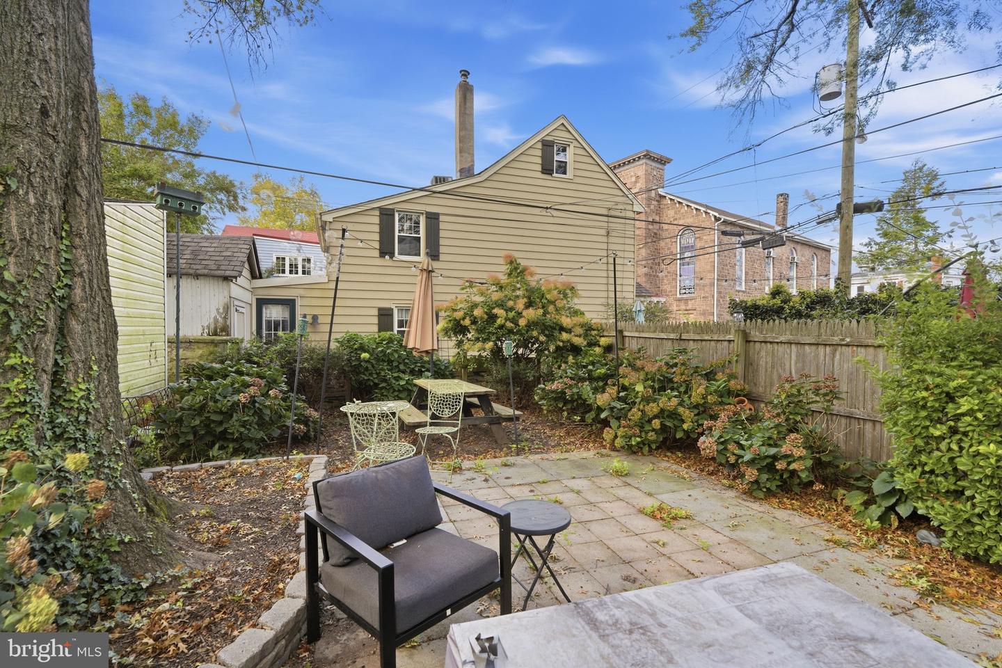 335 Radcliffe St Property Photo 31
